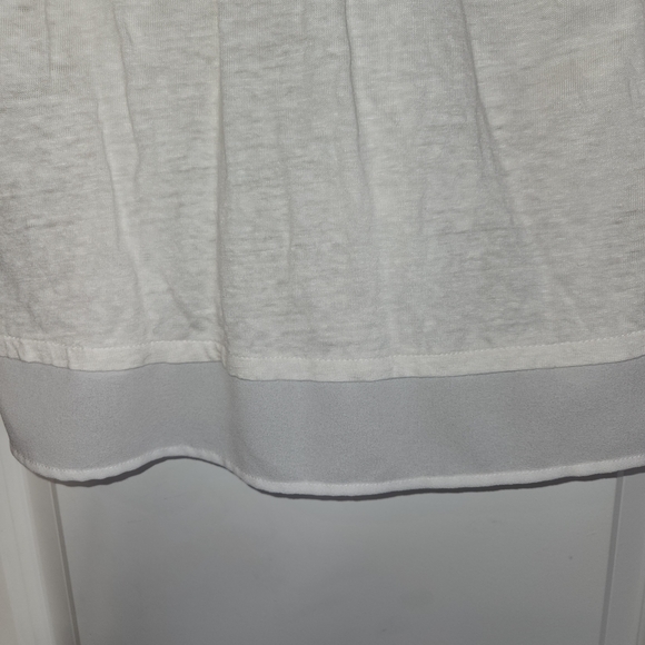 Sanctuary White 3/4 Tie Sleeve V-Neck Top 100% Linen Size L Chiffon Ruffle Hem - Picture 5 of 10